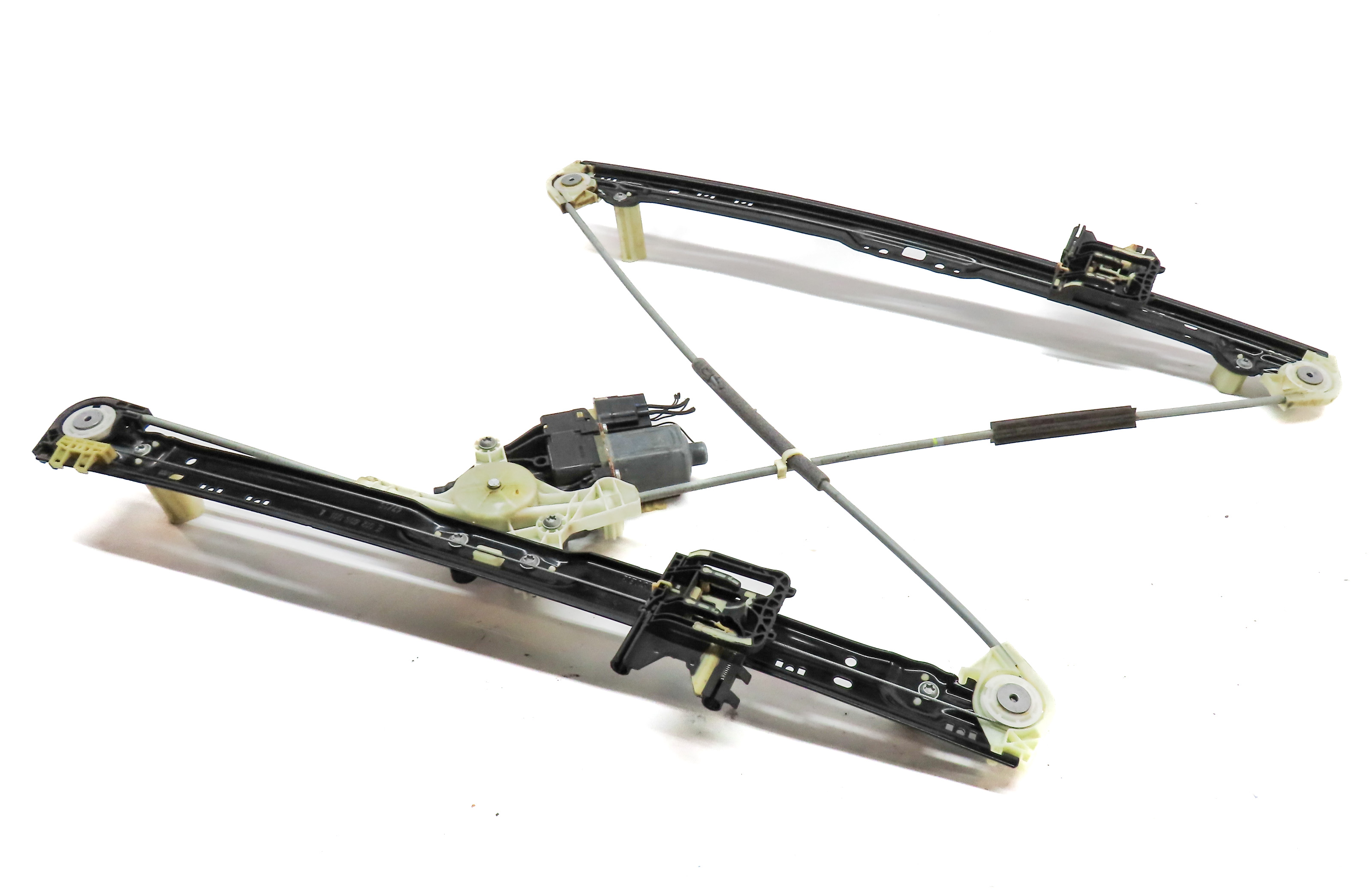 14-20 RANGE ROVER SPORT (L494) FRONT RIGHT PASSENGER WINDOW REGULATOR w/ MOTOR — exact item pictured